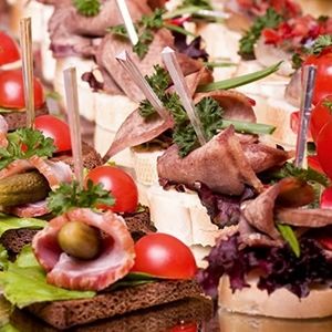 4" Clear Plastic Prism Picks (2500 picks)